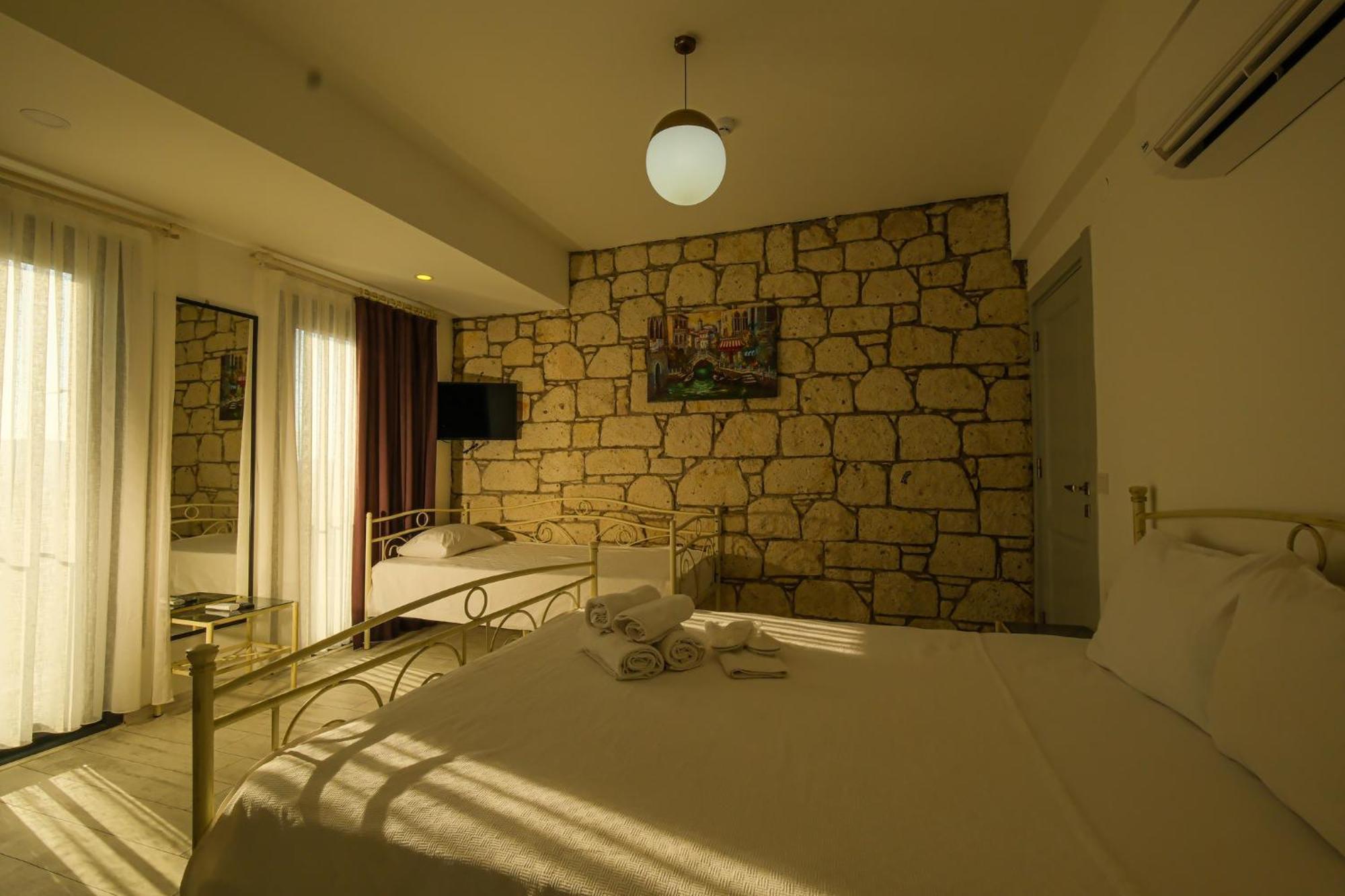 Kybele Alaçatı Hotel