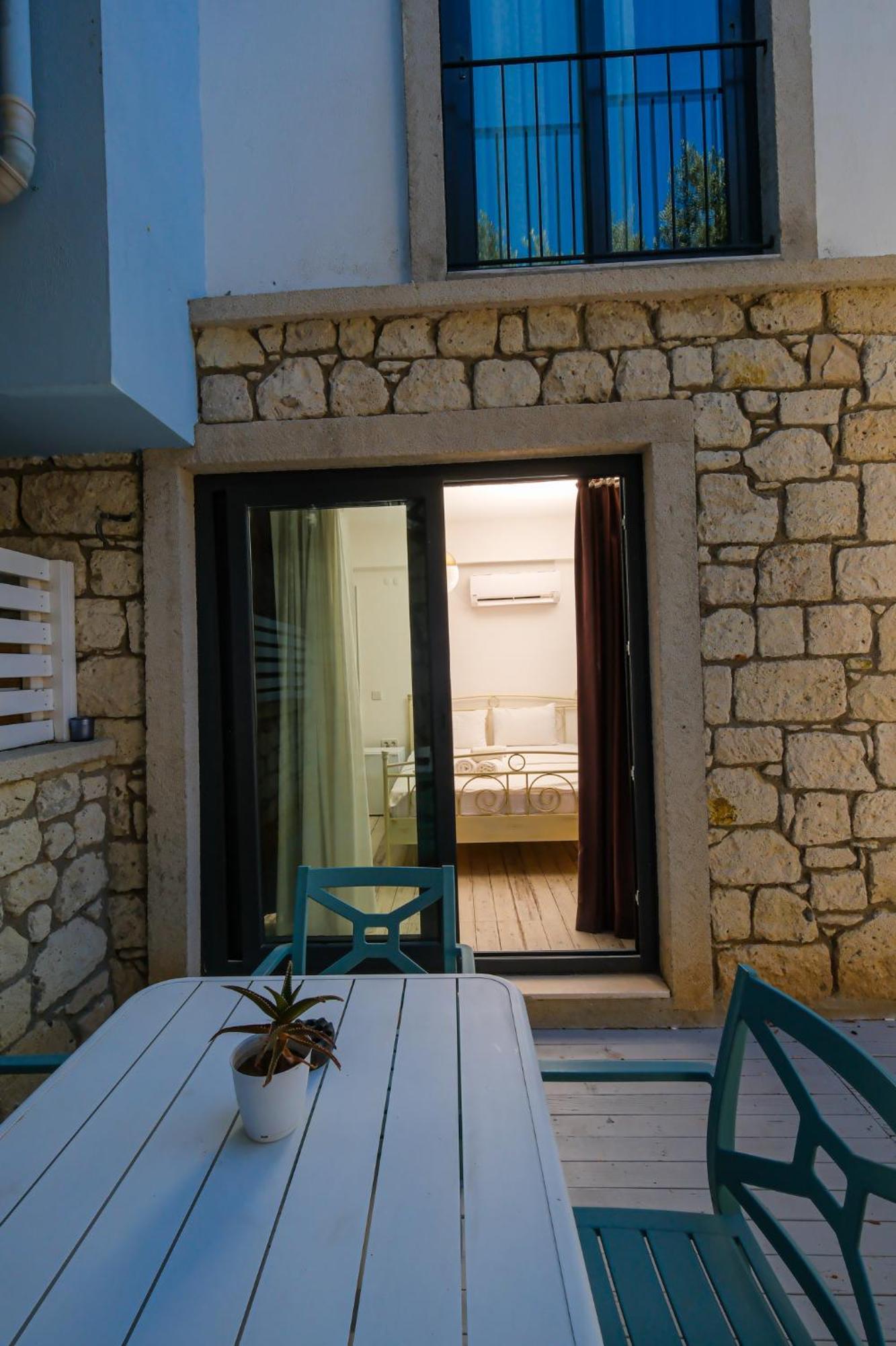Kybele Alaçatı İzmir