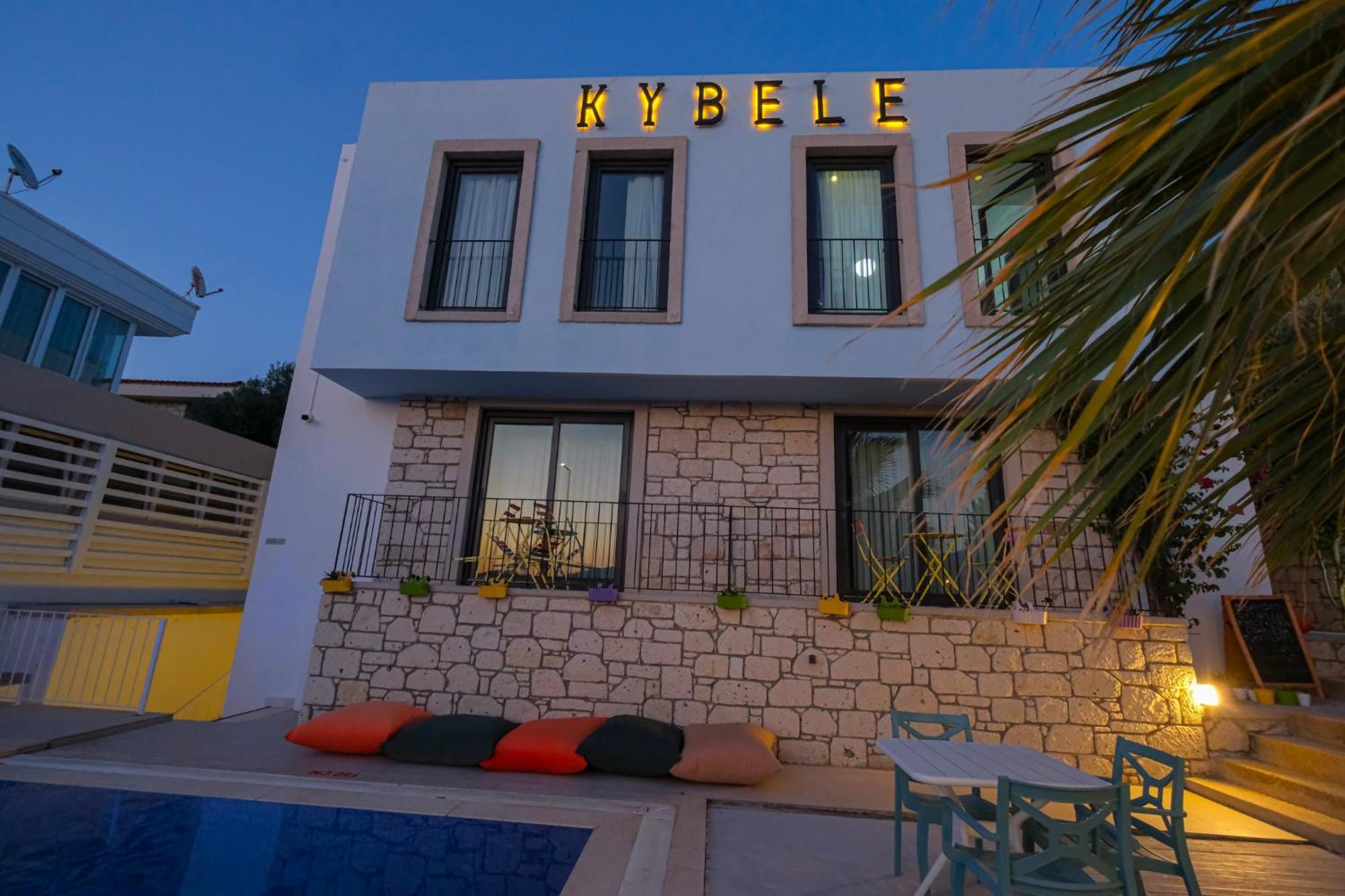 Kybele Alaçatı İzmir